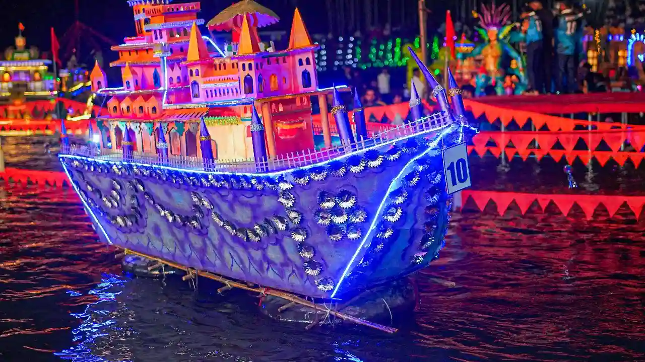 Image of Tripurari Poornima 2025 Festival